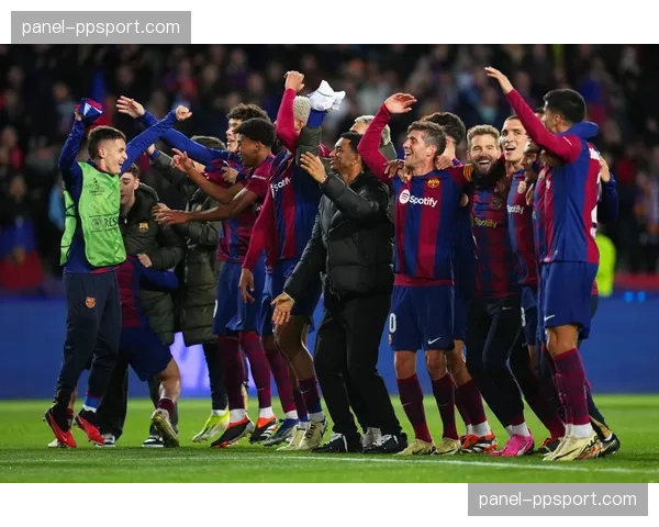 巴萨训练课：多名球员加练禁区外45度起球，备战与阿森纳的次回合